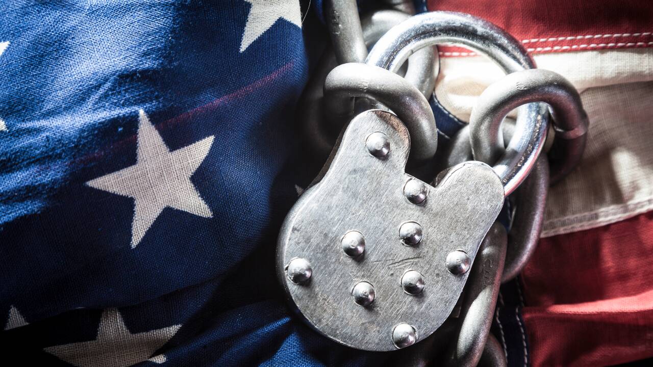 Shutdown Survival How Federal Employees Can Manage Finances With No Paycheck
