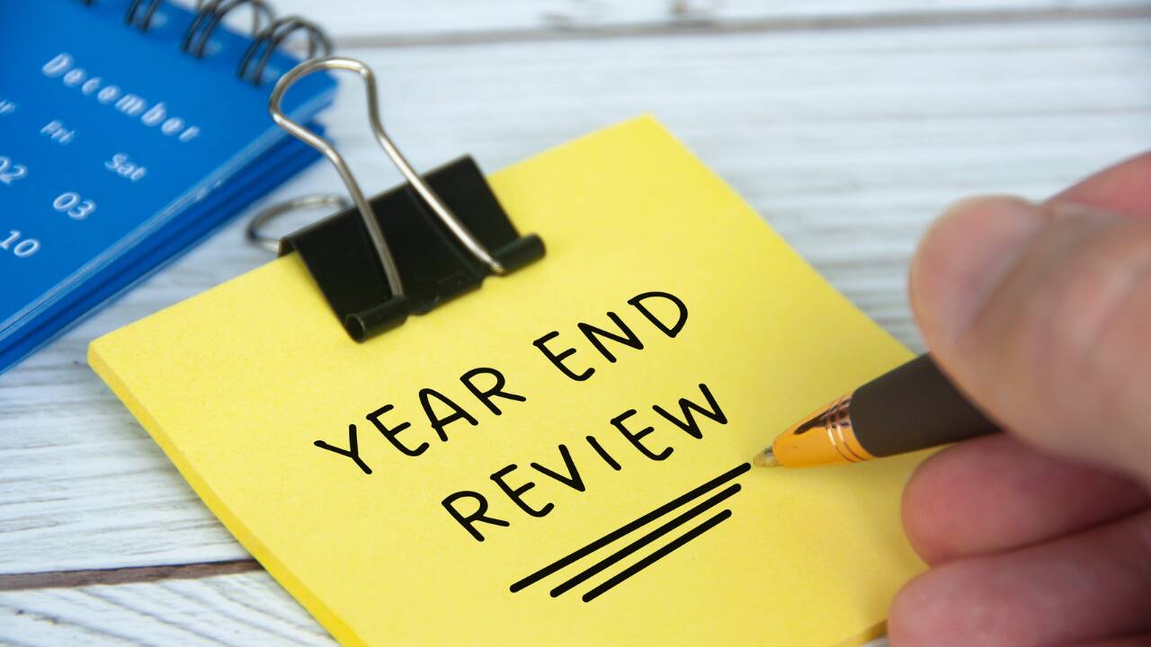 Year End Moves For Feds Benefits, Taxes, And Tsp In One List